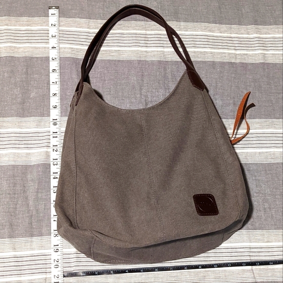 M + C Shoulder Bag - Picture 7 of 7
